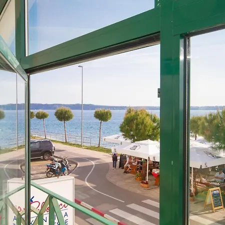 Apartment Ocean Dream By Locap Group